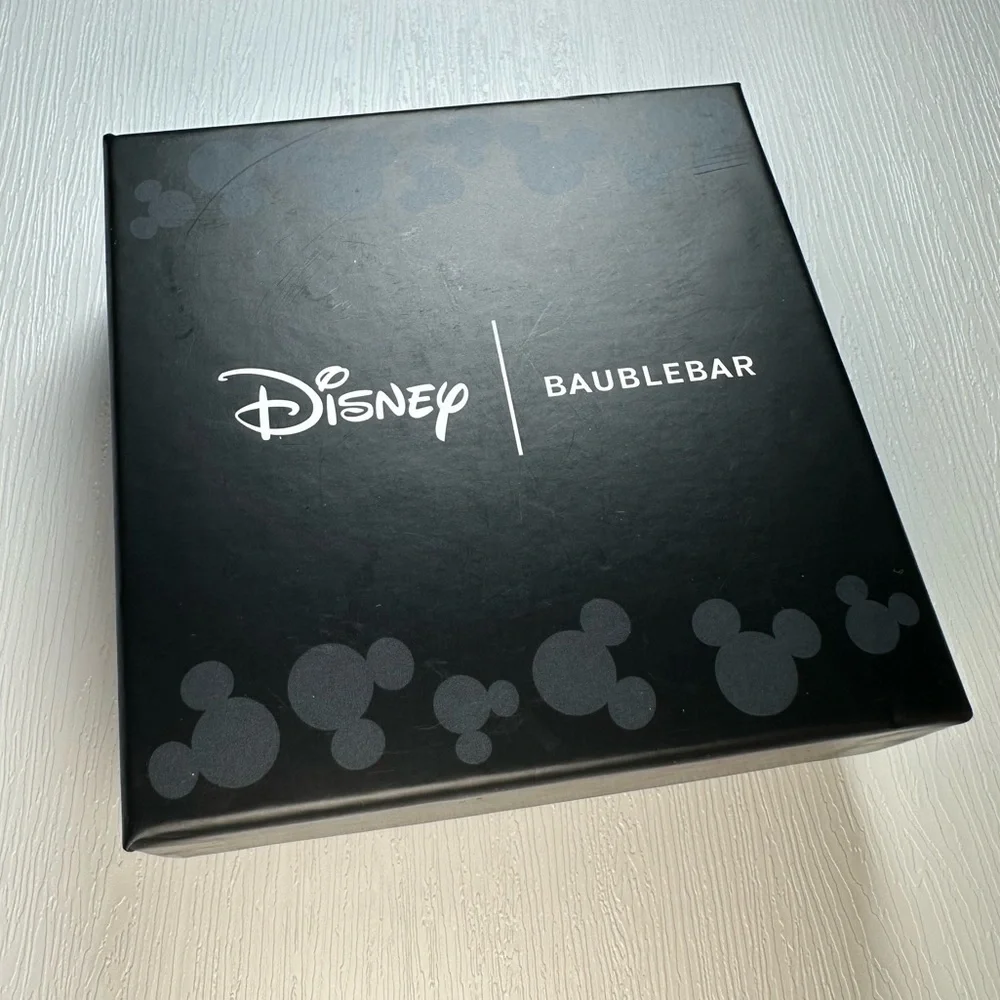 BaubleBar Disney Minnie Mouse Witch earrings NWT
